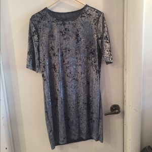 NWOT Slate Blue crushes velvet tunic